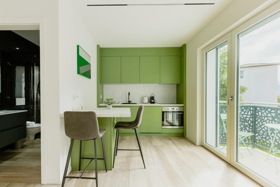 Home Sofia Room 5, for Couples -By EasyLife Swiss Apartment in Lugano