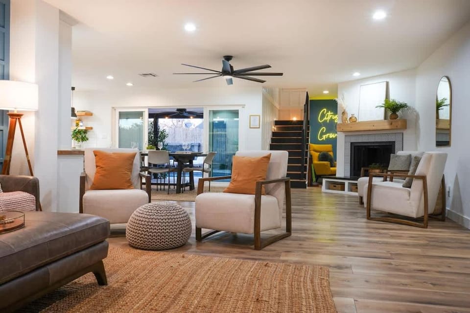 Citrus Grove House in Mesa
