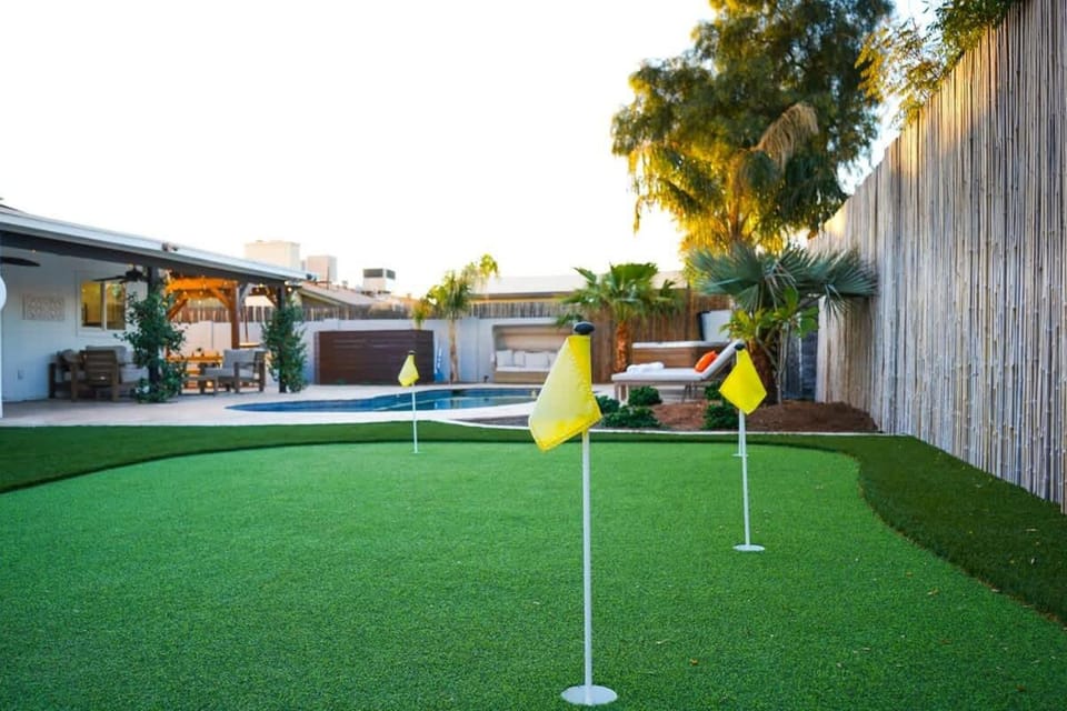 Citrus Grove House in Mesa