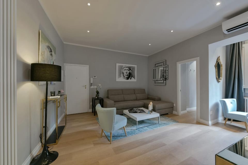 Facade/entrance, Living room