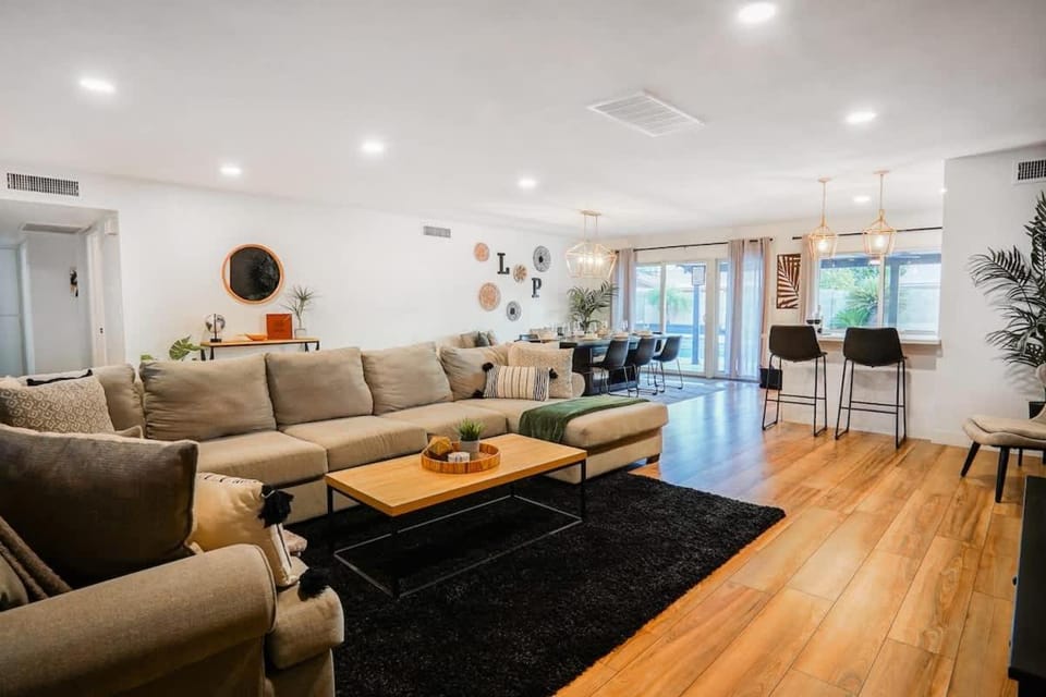 Lazy Palms House in Tempe