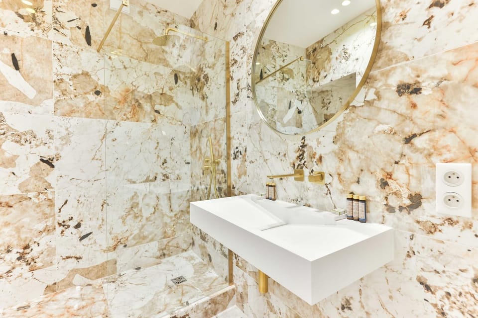 Shower, Bathroom