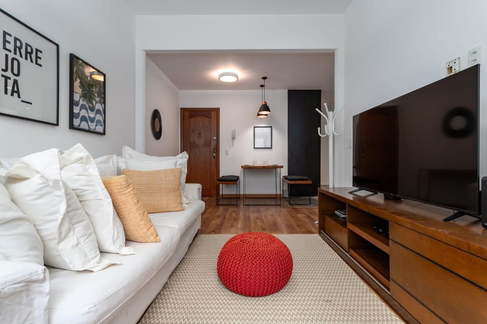 Communal lounge/ TV room, TV and multimedia, Living room