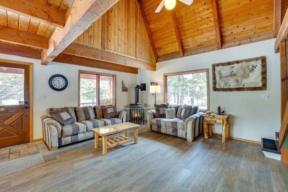 Peaceful Donnelly Retreat < 1 Mi to Lake Cascade! House in Valley County