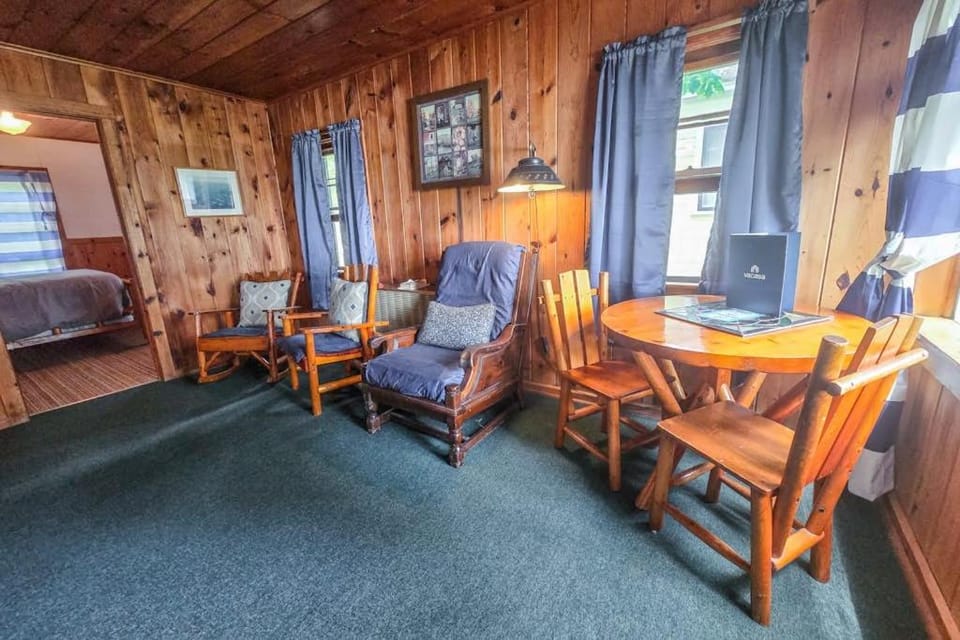 Smith Family Cottages- Cottage #1 House in Michigan