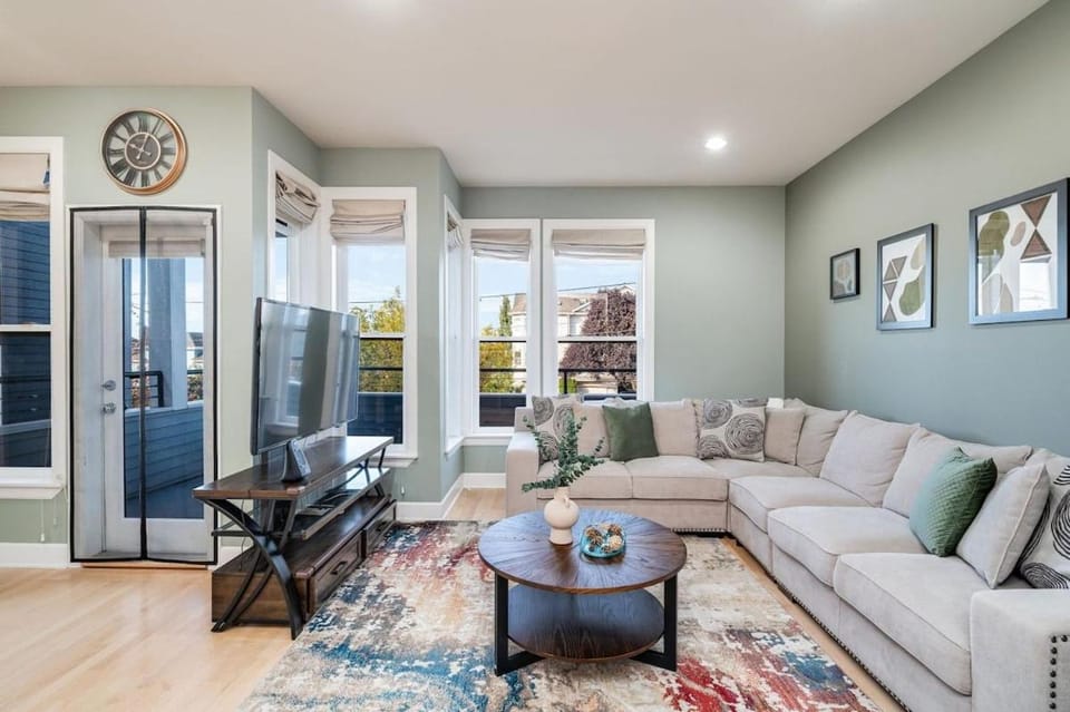 Perch - Phinney Guest House House in Fremont