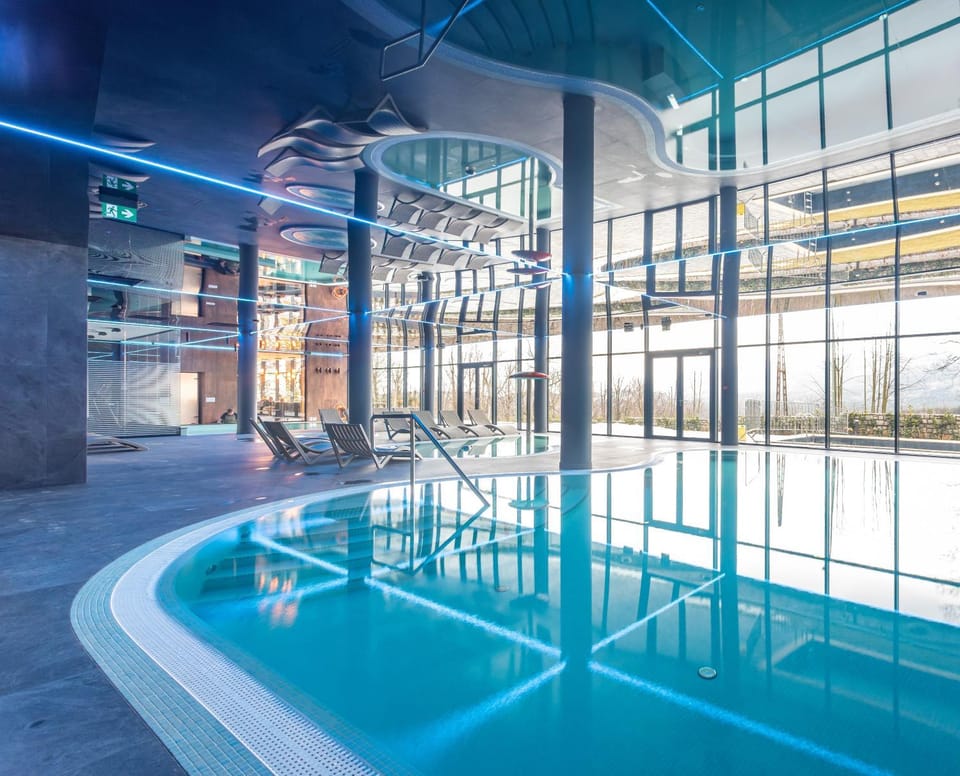 Aqua park, Swimming pool
