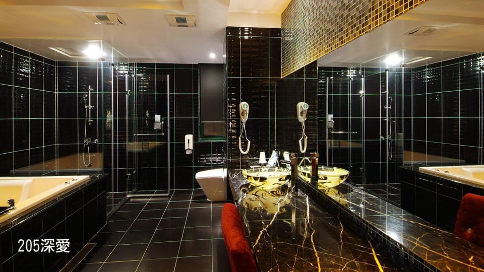Bathroom, Bath