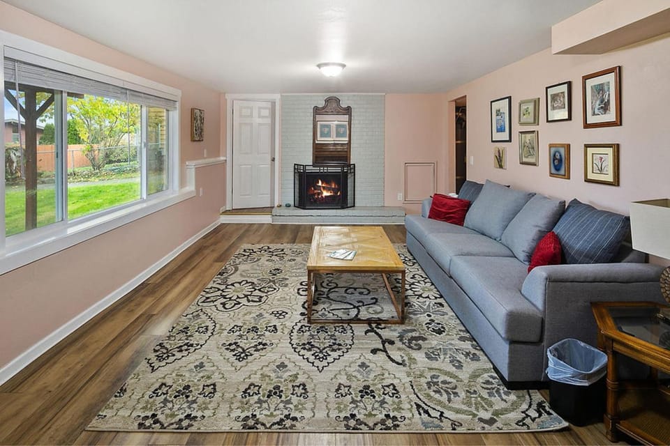 Perch - LFP View Home House in Lake Forest Park