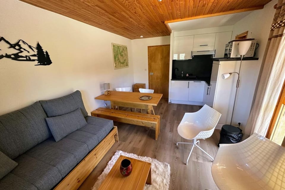 Chandonnelles 8 Apartment in Les Allues