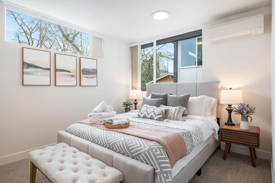 Perch - The Ashworth 69 House in Fremont