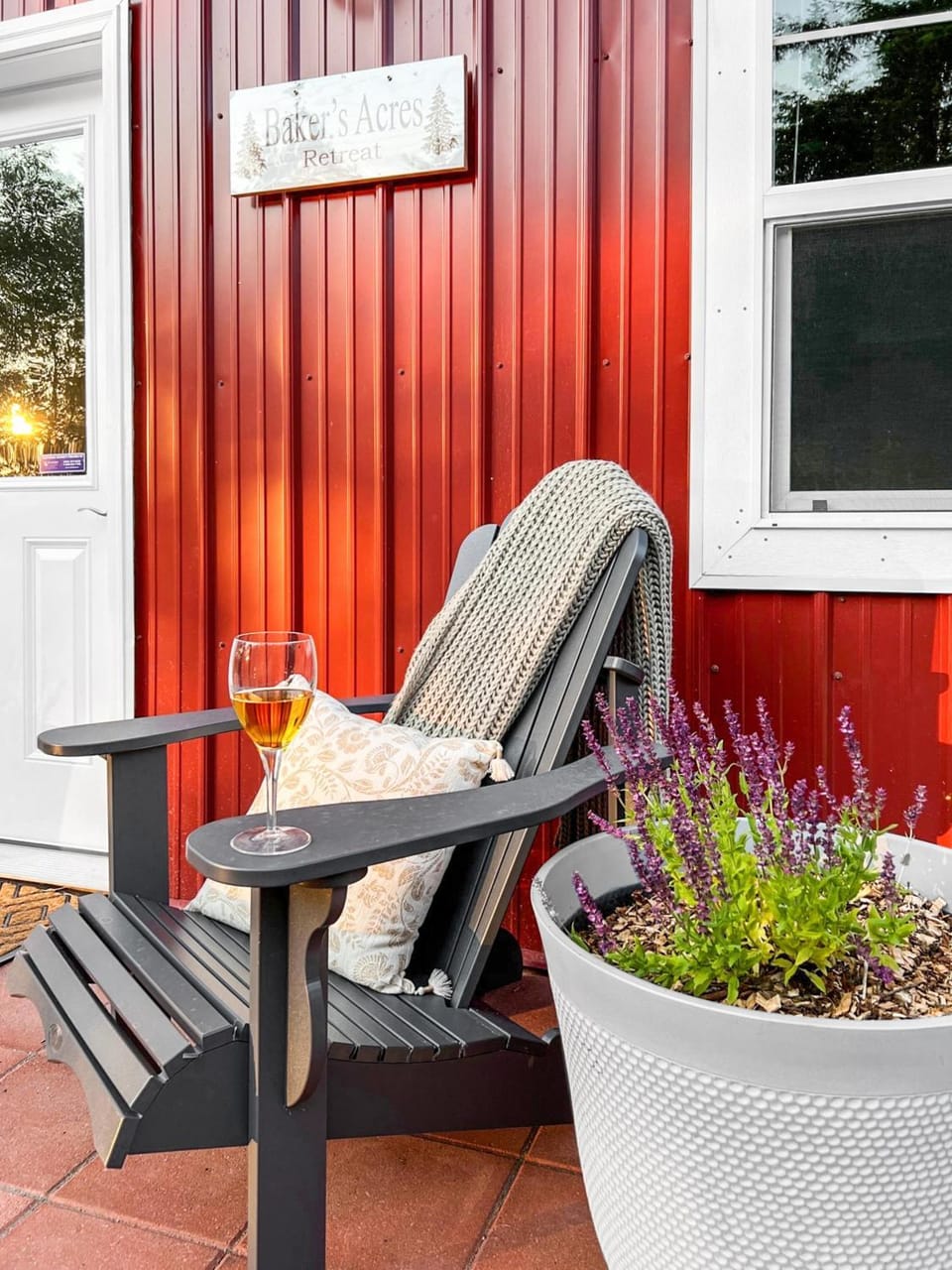 Perch - Baker's Acres Apartment in Camano Island