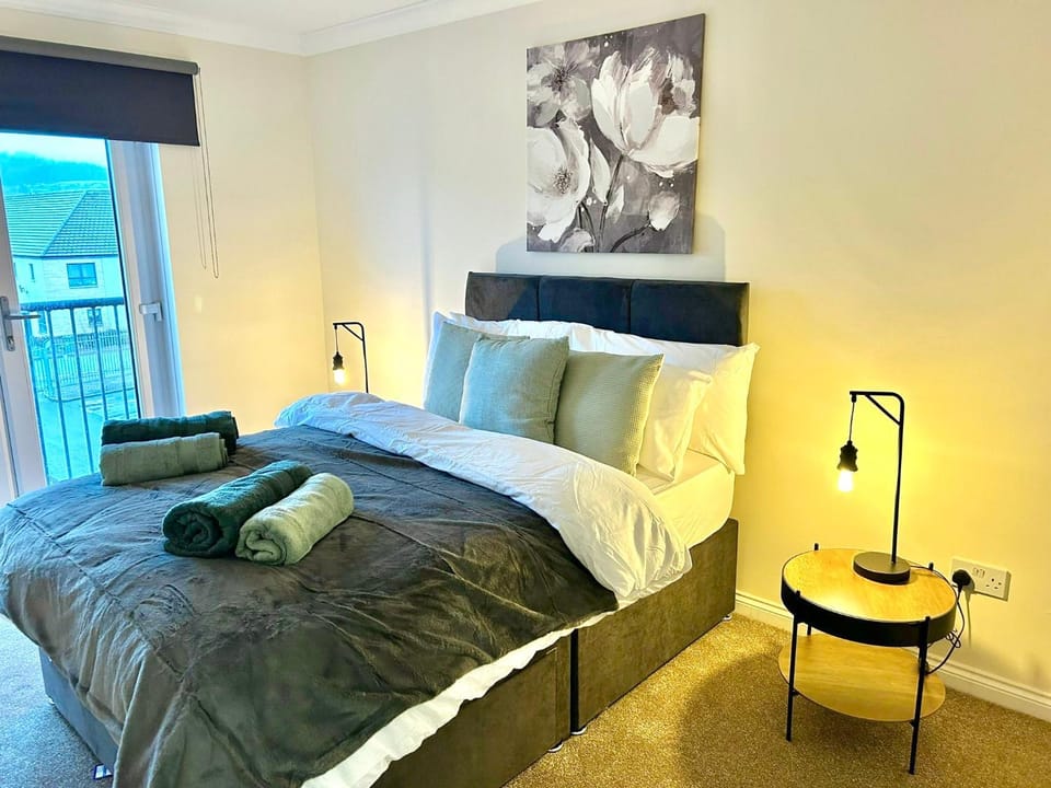 Central Cosy Riverview Apartment 2 bed, 2 bath, Free Parking / WiFi Apartment in Inverness