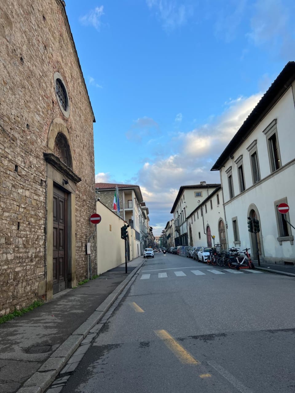 Neighbourhood, Street view