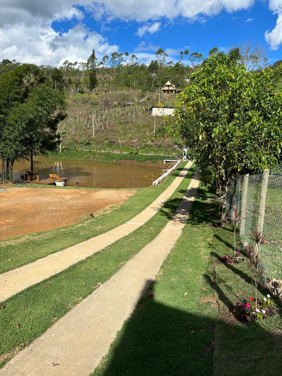 Casa luxuosa nas montanhas House in State of Espírito Santo, Brazil