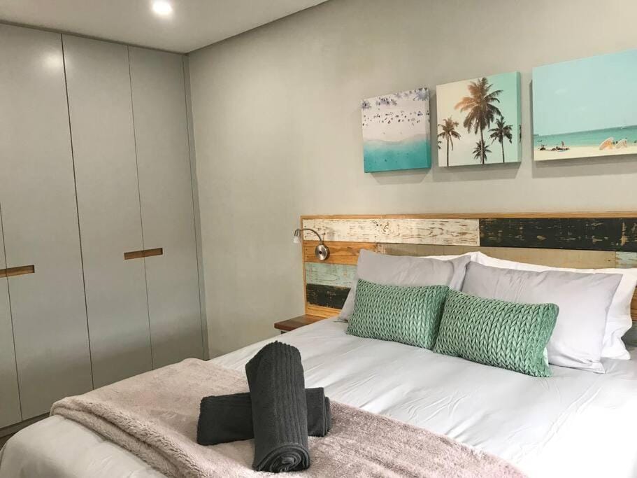 Beachfront Living at its Finest Apartment in Port Elizabeth