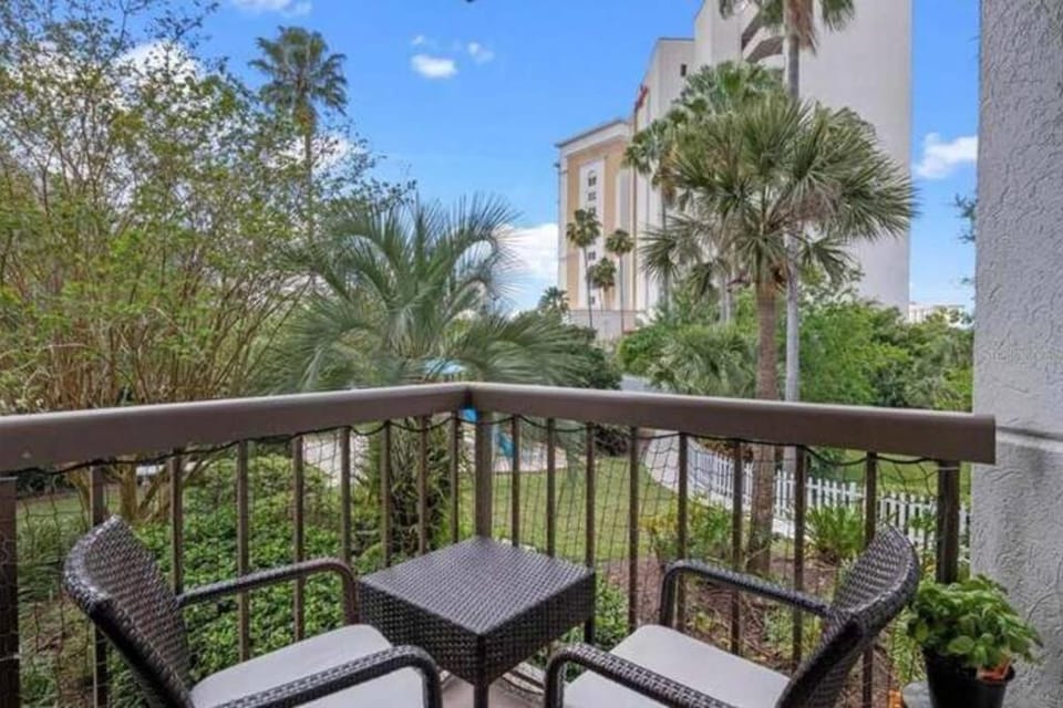 Universal-Disney Dream 1211 Studio - The Enclave Apartment in Orlando