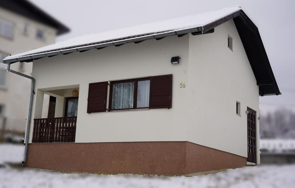 Property building, Winter