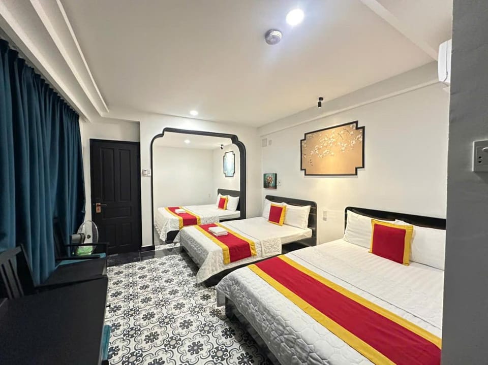 Phú Gia Hotel 113 Nguyễn Thị Thập Hotel in Ho Chi Minh City