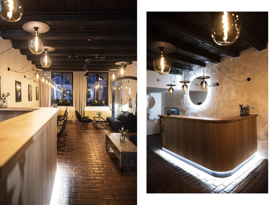 Lounge or bar
