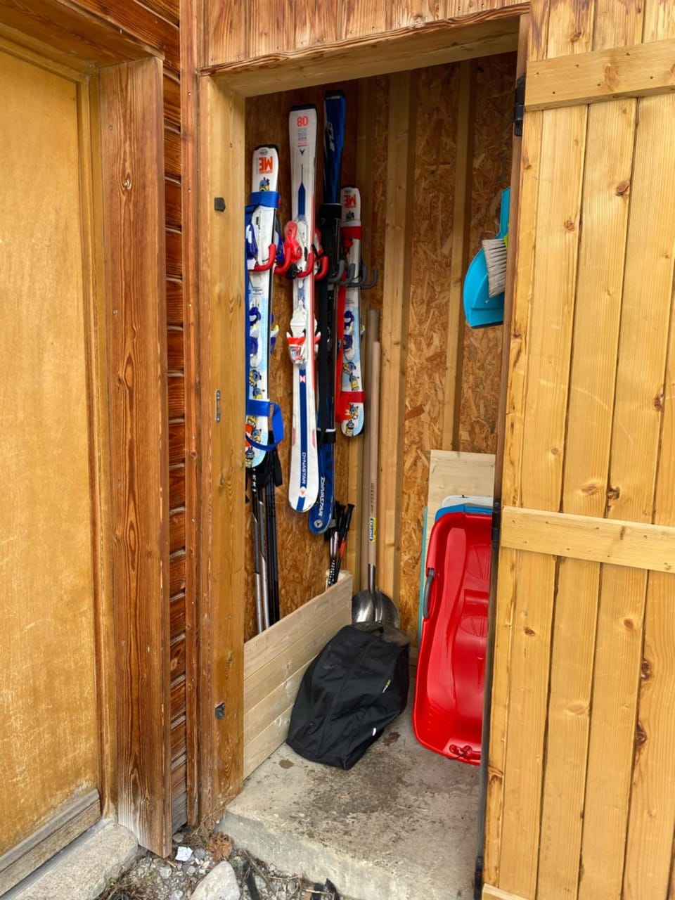 locker