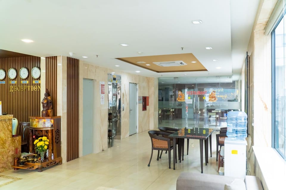 Lobby or reception, Seating area