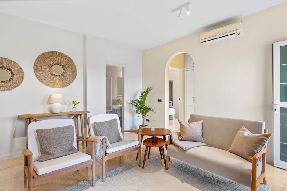 Living room, air conditioner