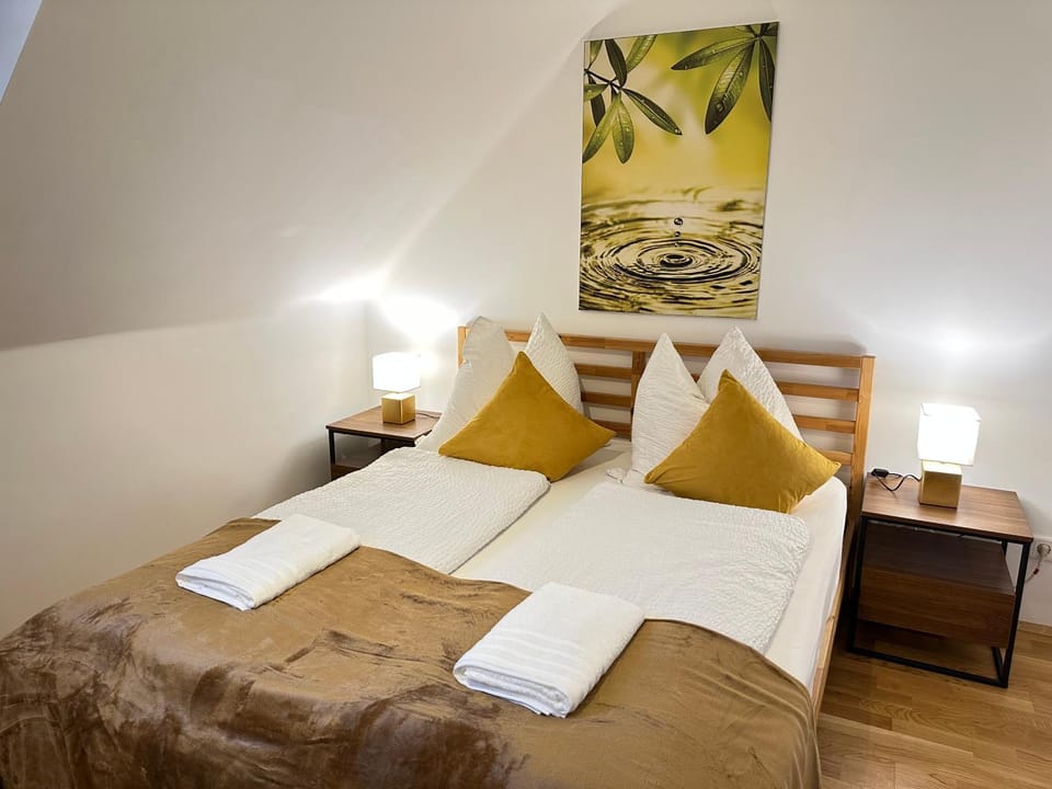 The Peaceful Garden Family Stay with Free Parking House in Salzburg