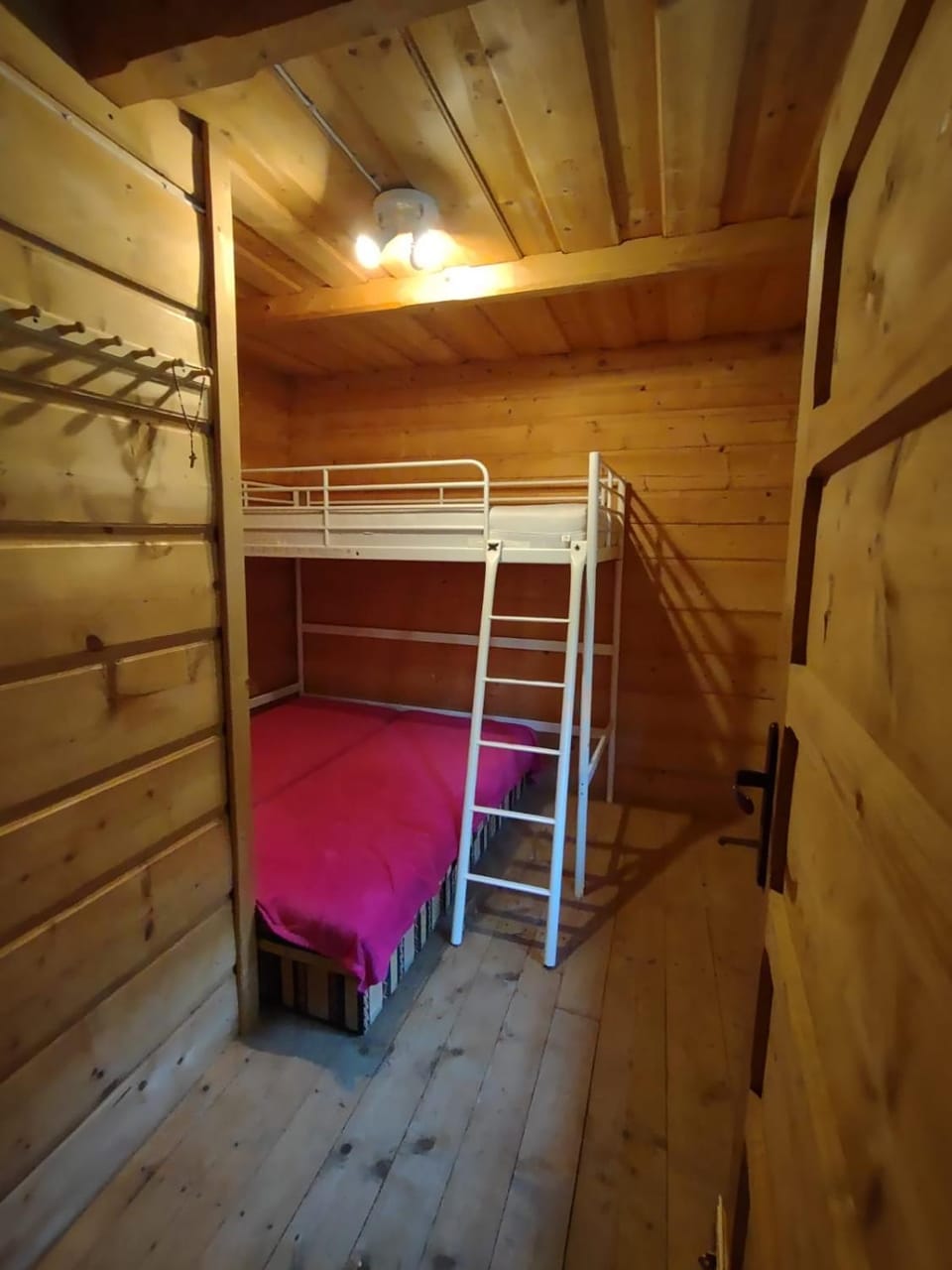 Dom na końcu świata House in Lesser Poland Voivodeship