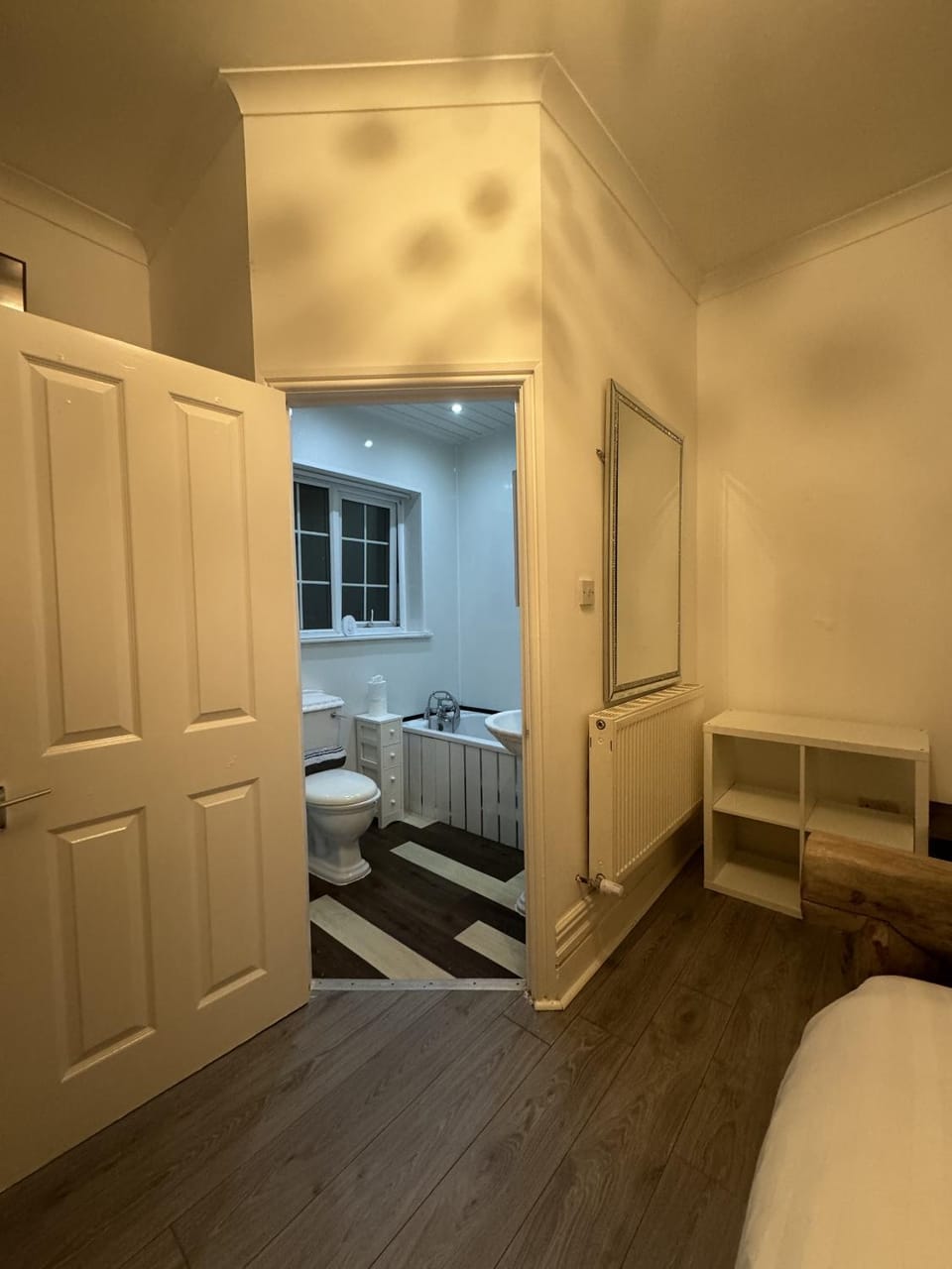 Valencia Bed and Breakfast in Blackpool