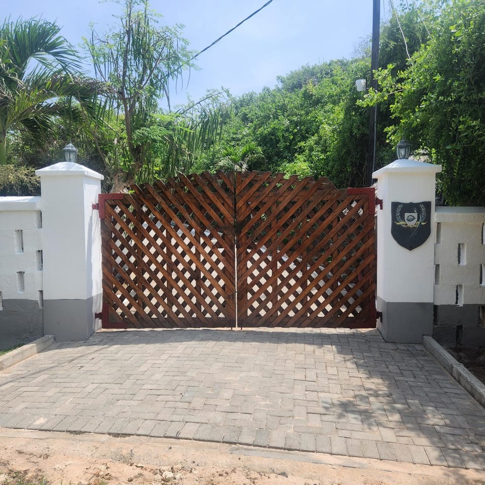 Property building, Property logo or sign