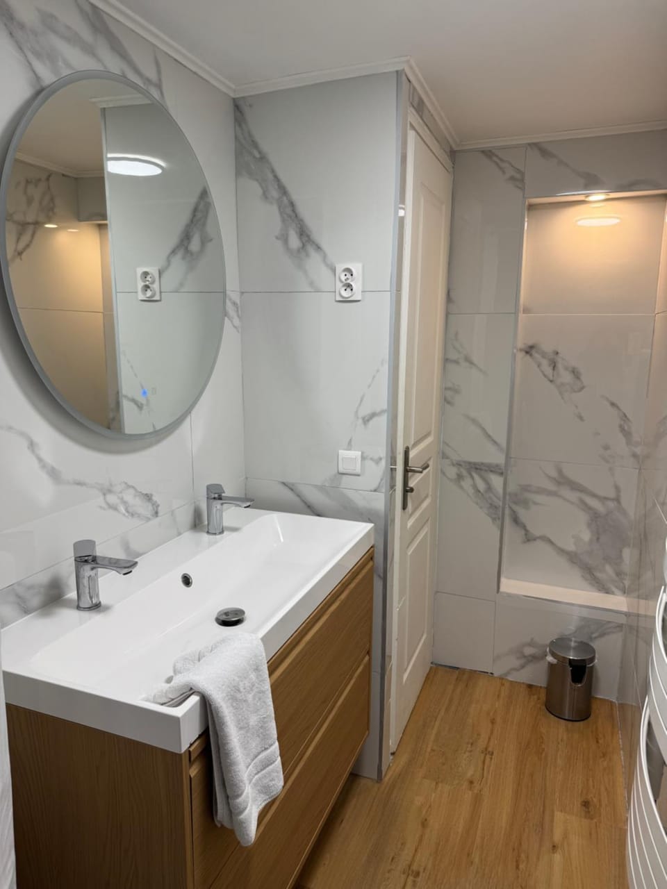 Duplex 110m2 Jardin du Luxembourg Paris 6e Apartment in Paris