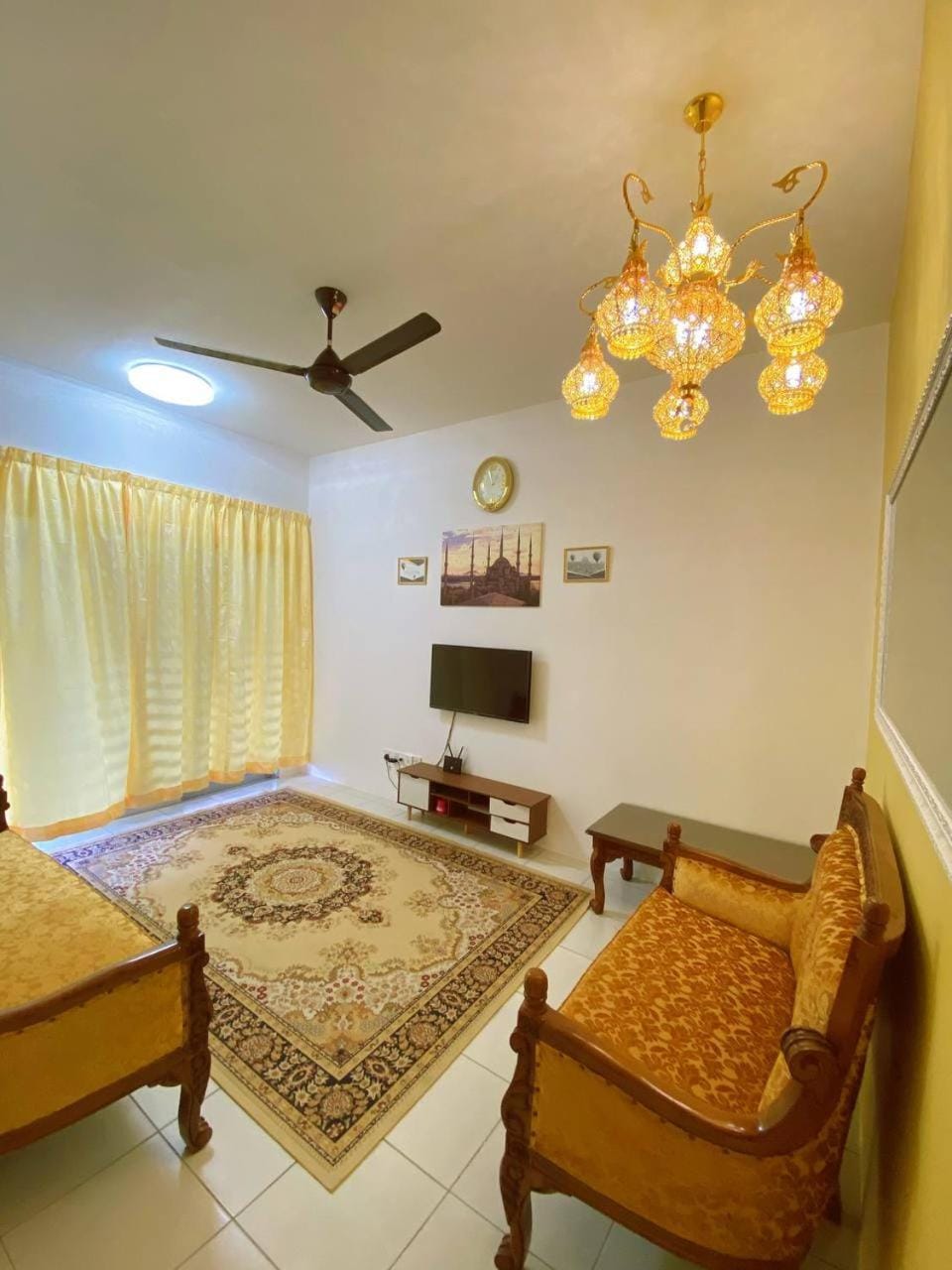 Communal lounge/ TV room, TV and multimedia, Photo of the whole room, Seating area, Evening entertainment, fireplace