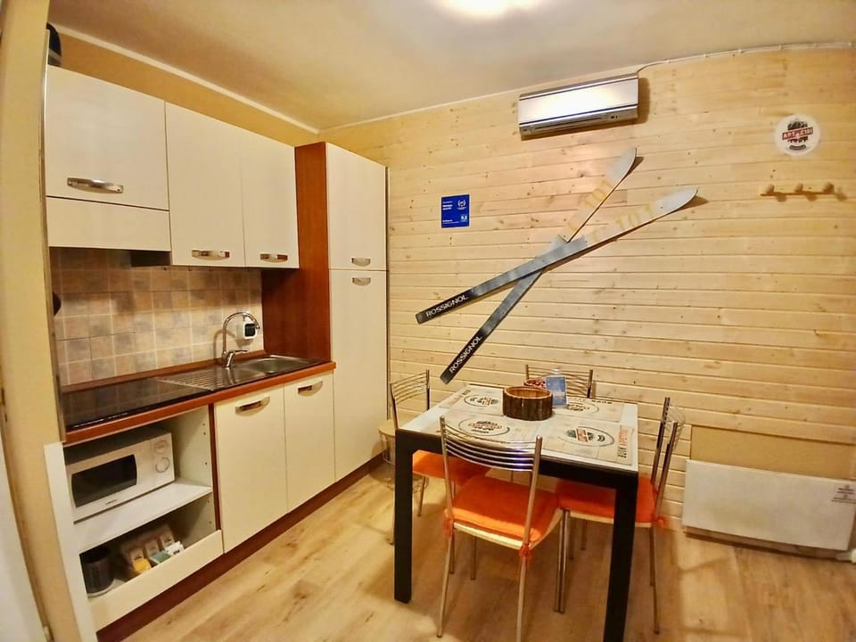 FOPPOLO apt.C101 Apartment in Lombardy