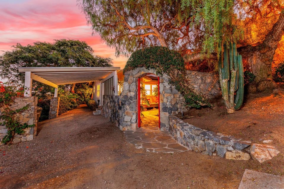 CBS-501 - Cardiff Hillside Hideaway House in Cardiff