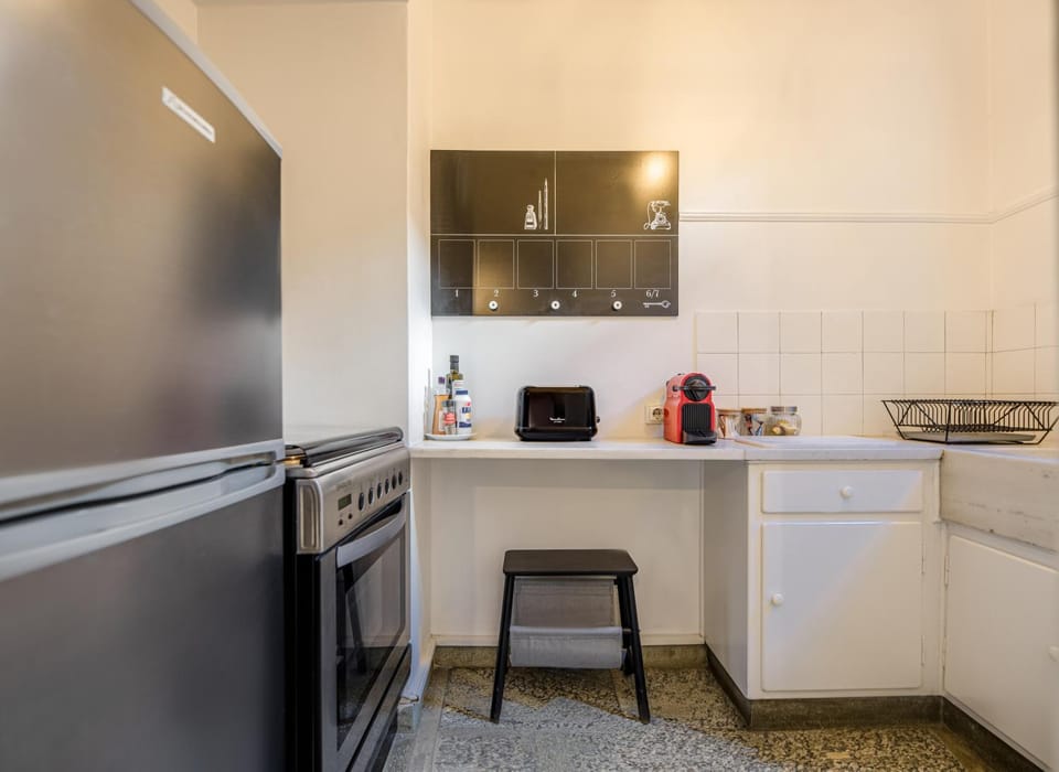 the Artistic One-Bedroom Studio in Plaka Apartment in Plaka