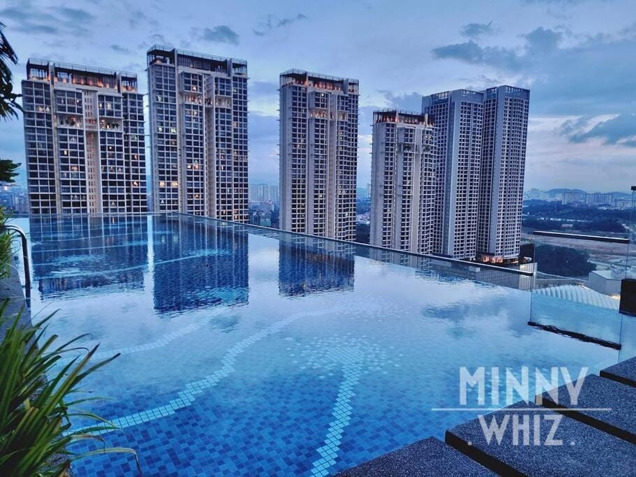 2BR Family Suites Pavilion 2 City View #19 Apartment in Federal Territory of Kuala Lumpur
