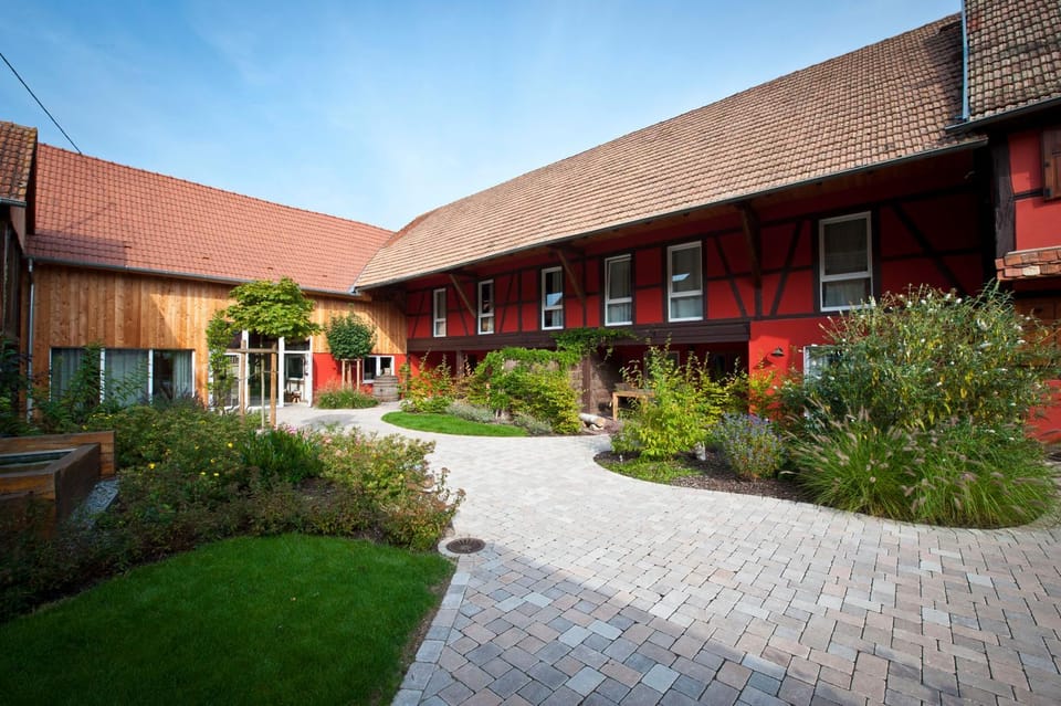 Facade/entrance, Children play ground, Garden, Garden