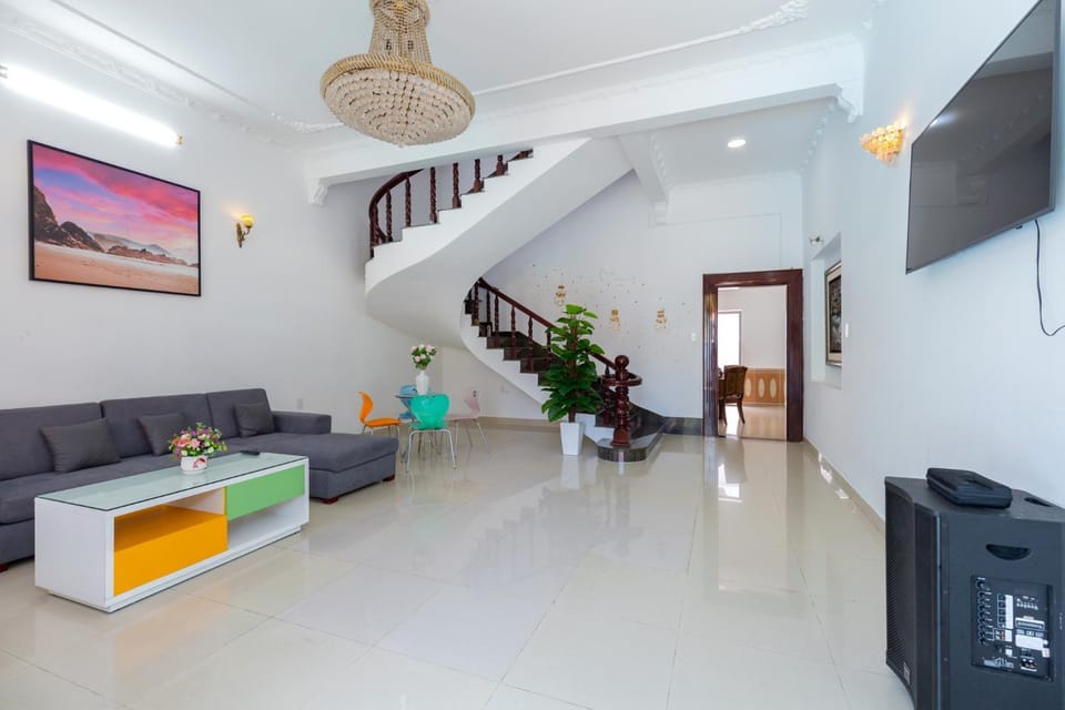 Karaoke, Living room