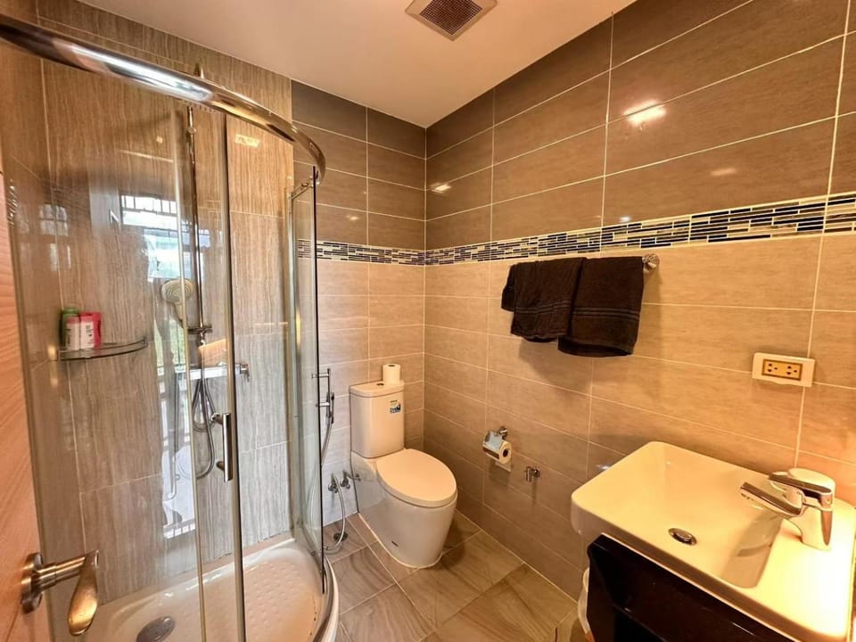 treasure swimming condo Apartment in Chiang Mai