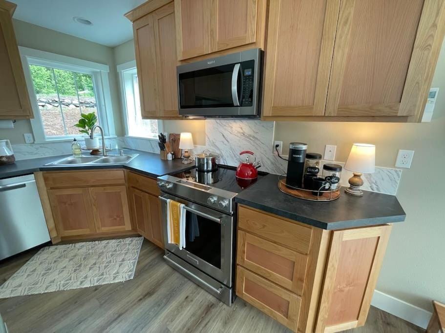 Coffee/tea facilities, Kitchen or kitchenette, dishwasher, minibar, pet friendly, stove, toaster