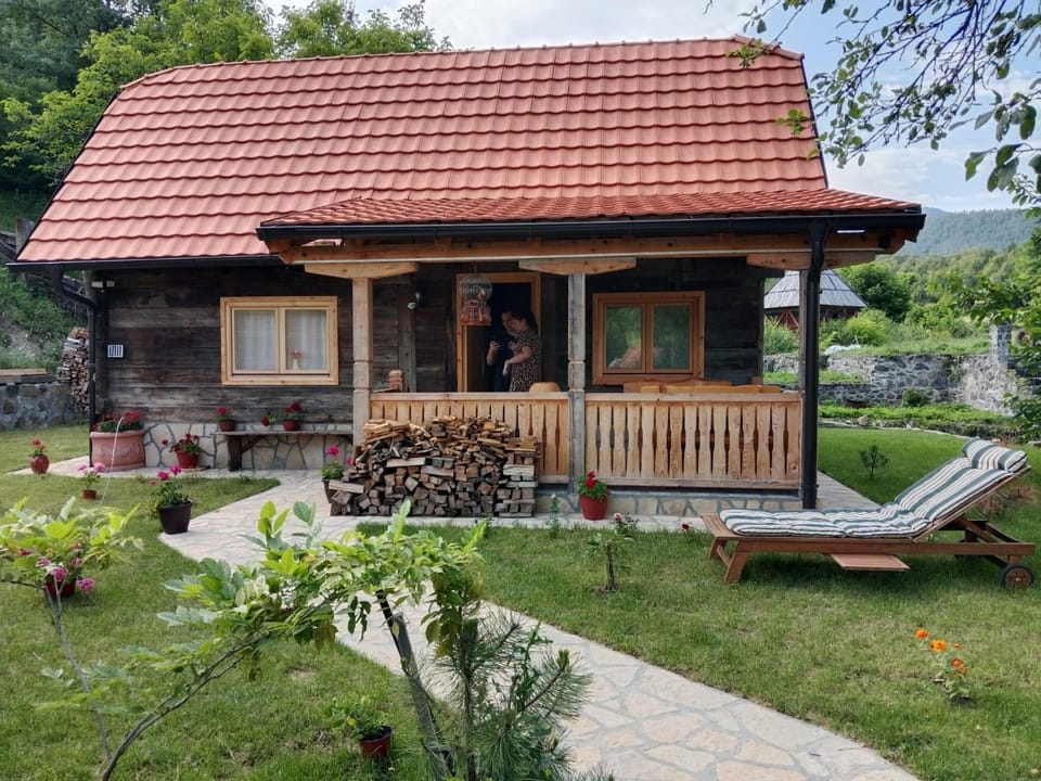 Brvnara Etno Lux Apartment in Zlatibor District, Serbia