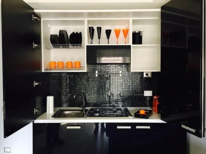 Suite Noir St Peter View Apartment in Rome