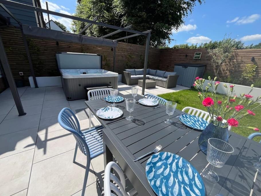 Patio, Garden