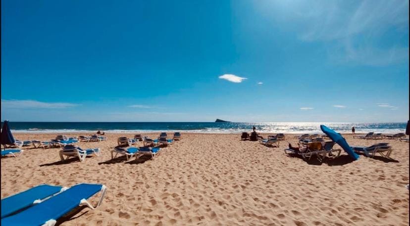 Apartamento las OLAS playa de levante Apartment in Benidorm