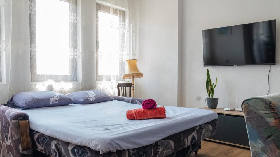 Beach Apartment Ohrid - Near Beach, Balcony and Free Parking Apartment in Ohrid