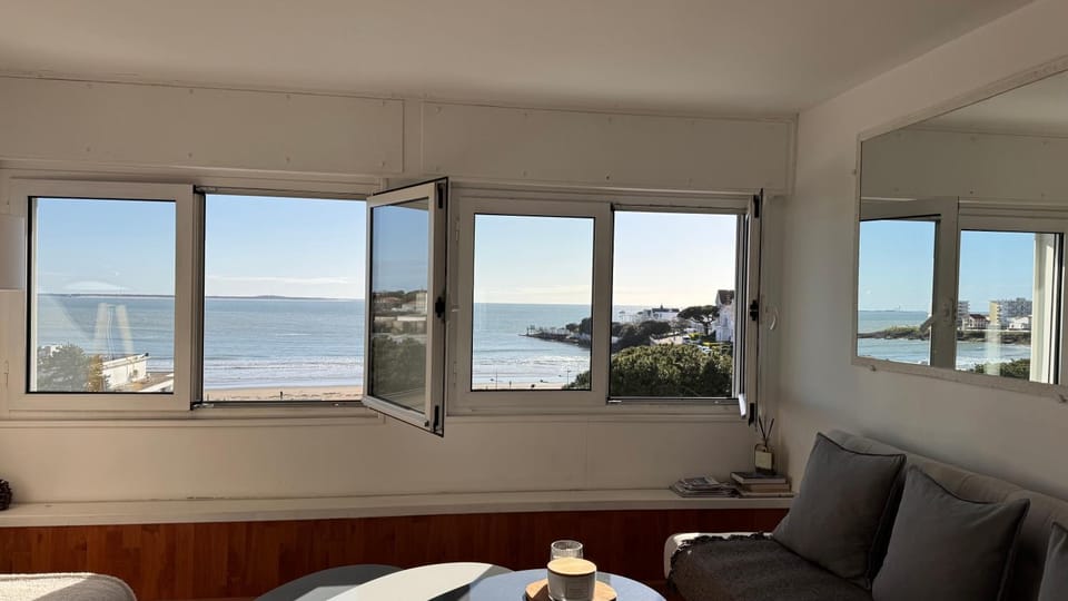 Studio avec vue mer à Pontaillac Apartment in Vaux-sur-Mer