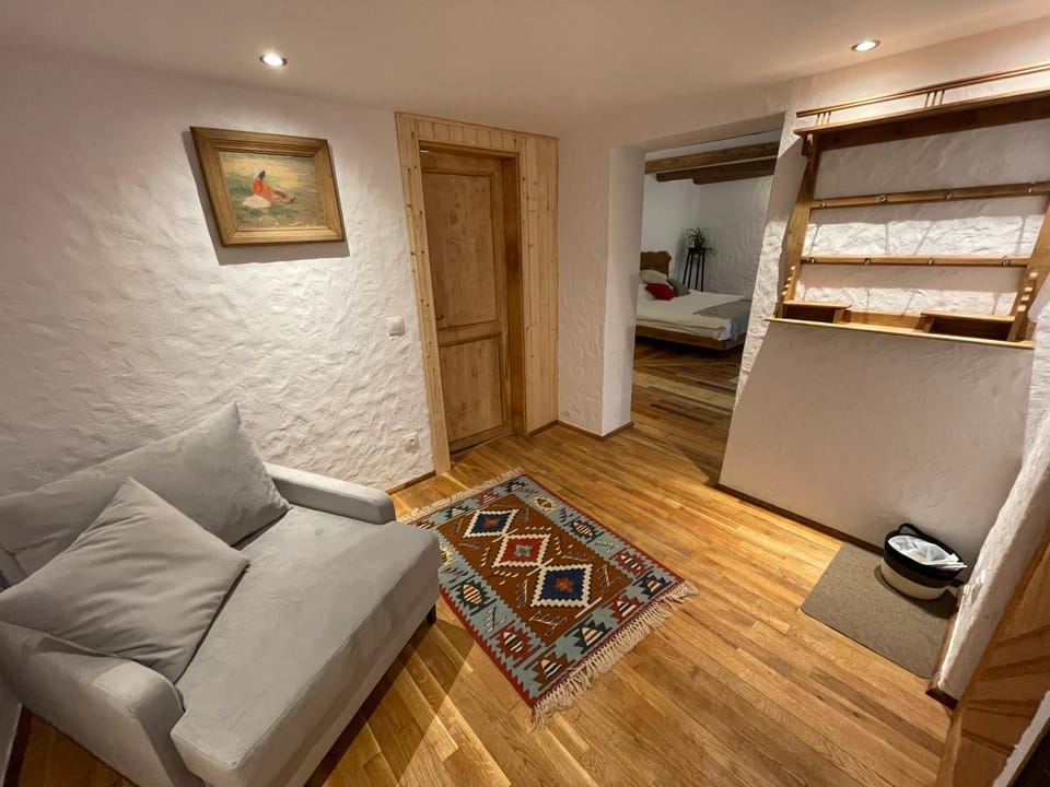 Suită PIN - CĂTUN Bed and Breakfast in Sinaia