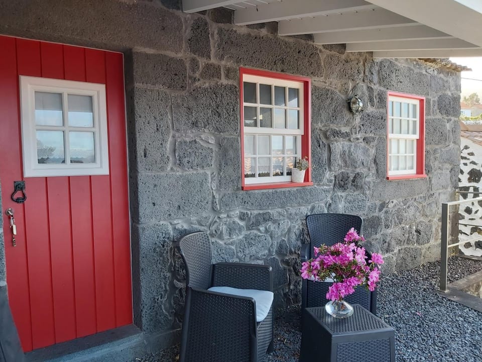 Patio, Seating area