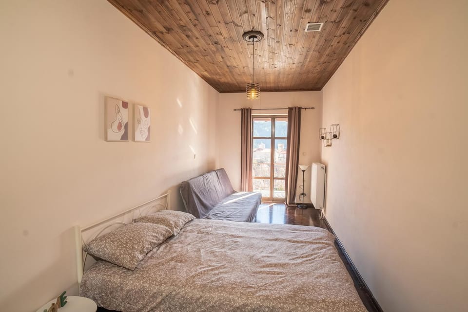 Valtesiniko View House in Arcadia, Greece